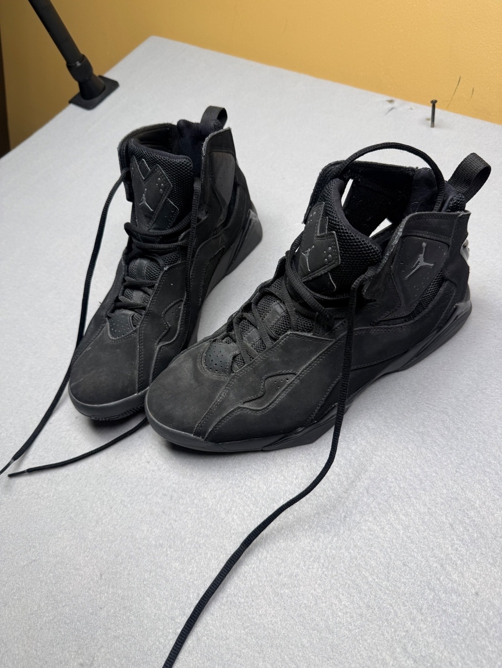 Jordan Retro Basketball Shoes Men's Size 11 Black
